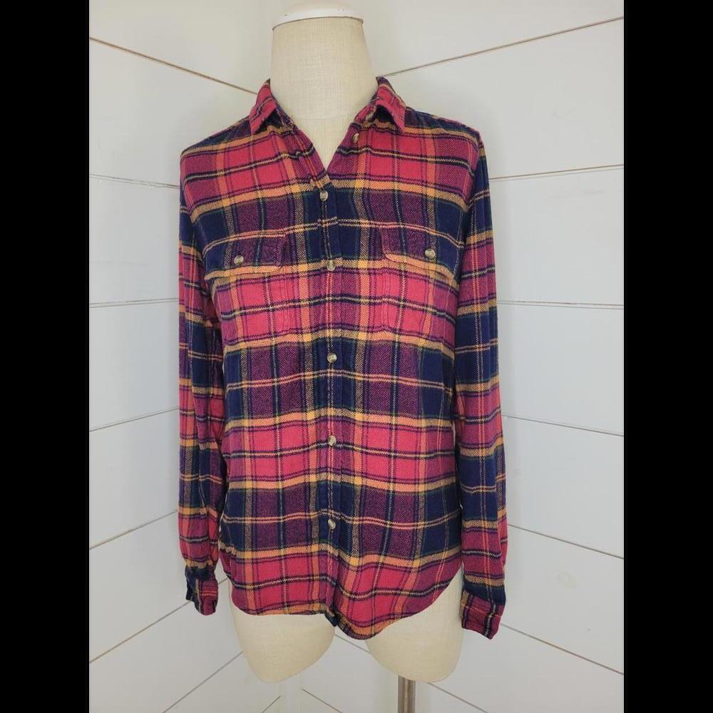 American Eagle Outfitters xs red & gold plaid flannel button down shirt